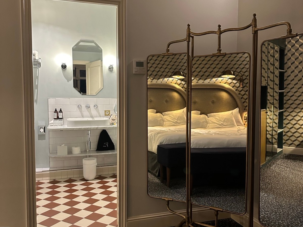 ”バケットリスト”を叶える。20代女子のヨーロッパ一人旅ダイアリー【No.2／ベルギー、フランス】